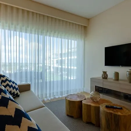 Do Sal Lisbon Hotel 4*